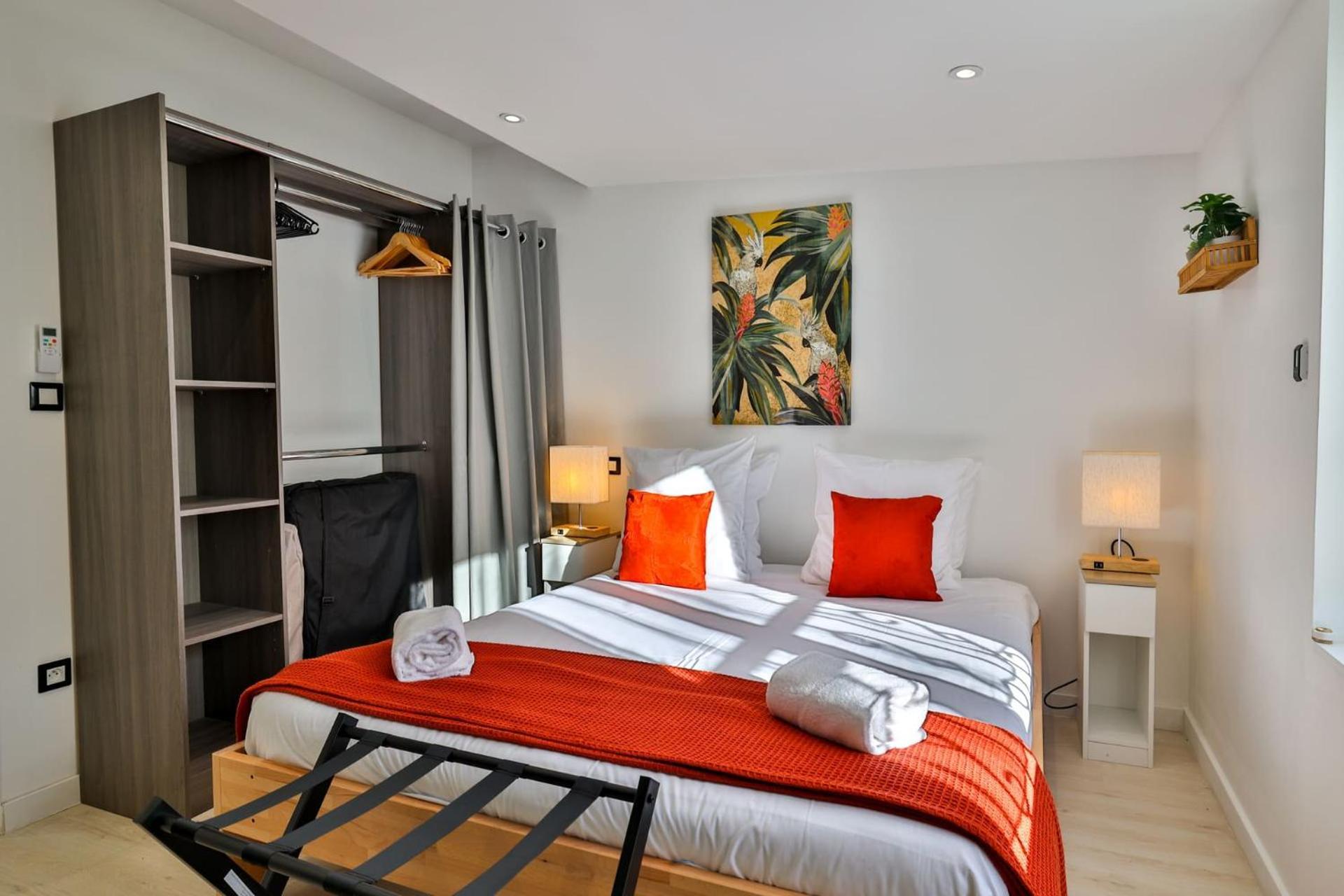 Le Lucien Eco-Appart'Hotel - Angouleme - Centre - Wifi - Parking Prive - Classe 4 Etoiles Exterior foto